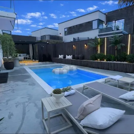 With Pool In Luxury And Calm Street *